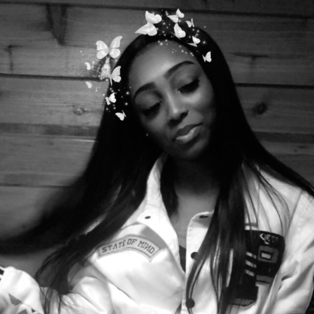 Meet your Posher, Shalia